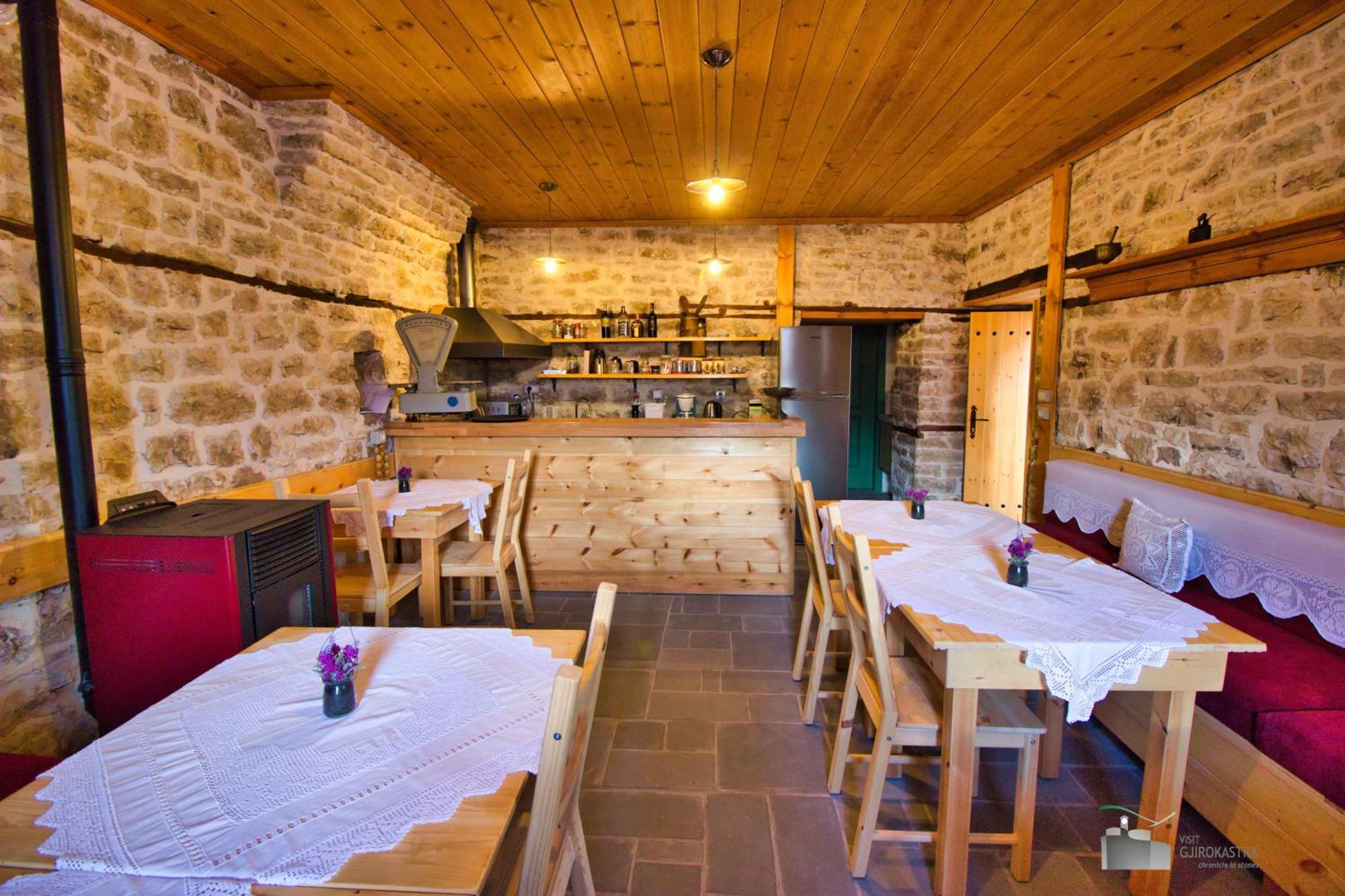 Argyropolis Boutique Hotel Gjirokaster Bagian luar foto
